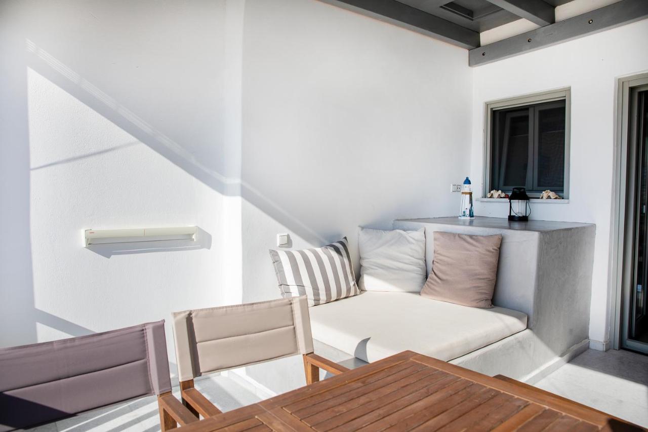 Caper-2 Bedroom Traditional Home With Amazing View Науса Екстериор снимка