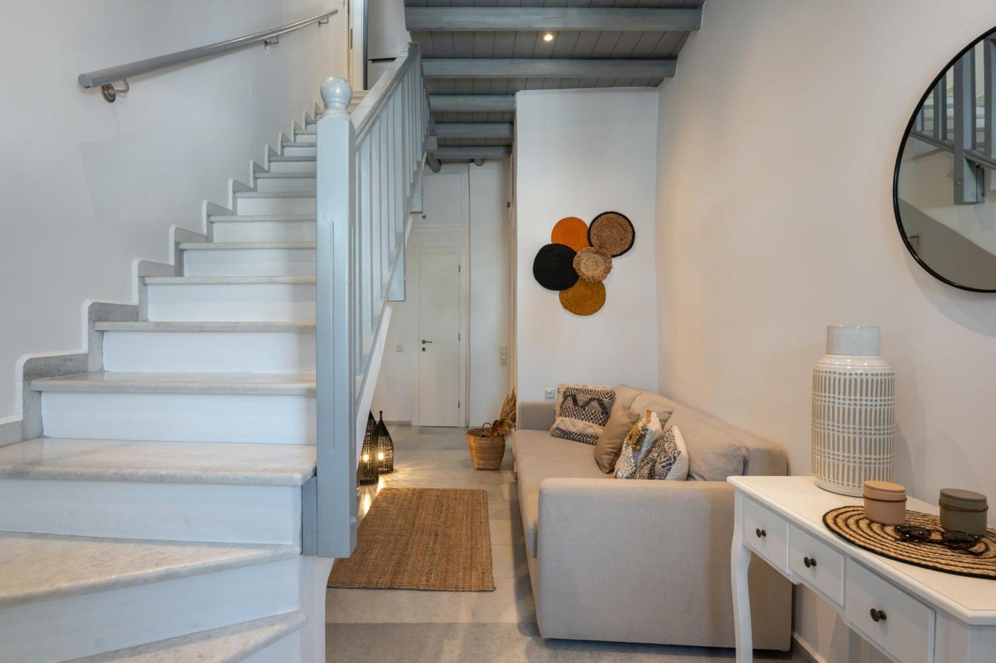 Caper-2 Bedroom Traditional Home With Amazing View Науса Екстериор снимка