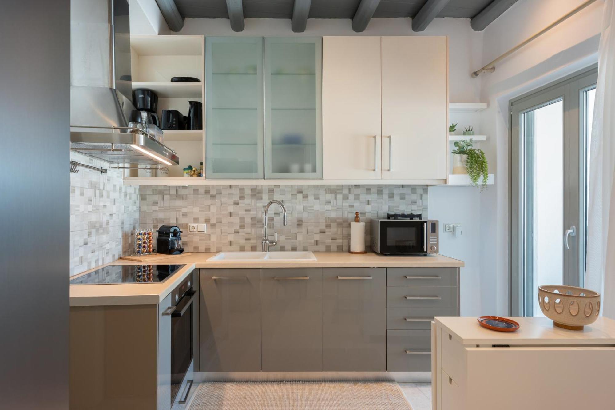 Caper-2 Bedroom Traditional Home With Amazing View Науса Екстериор снимка